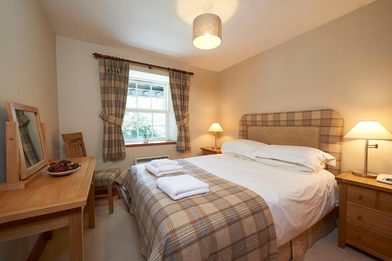 Home Farm Cottages, Glendaruel, Argyll. Scotland Clachan of Glendaruel ภายนอก รูปภาพ