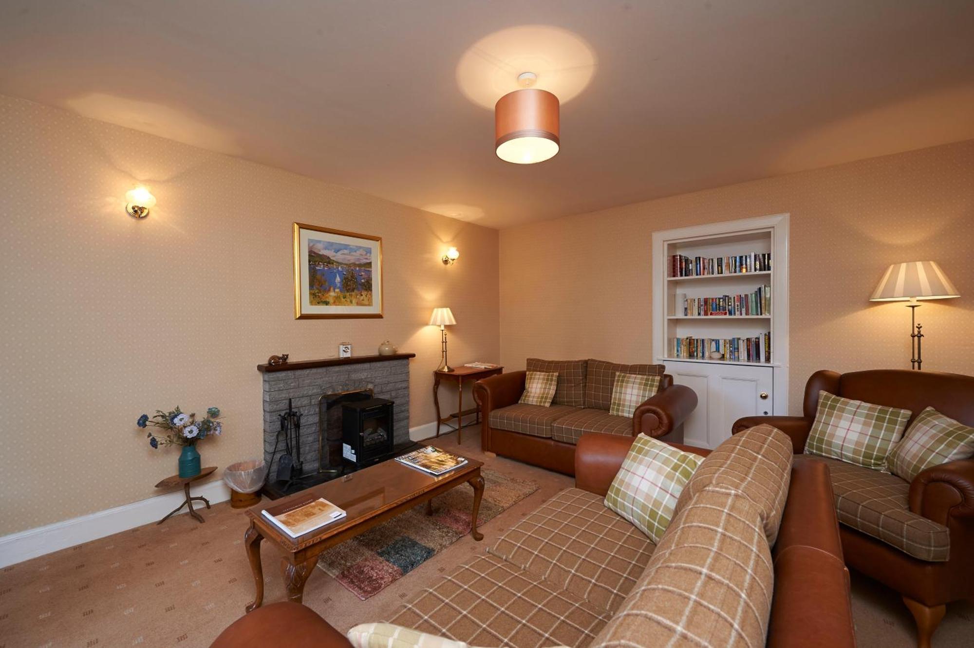 Home Farm Cottages, Glendaruel, Argyll. Scotland Clachan of Glendaruel ภายนอก รูปภาพ